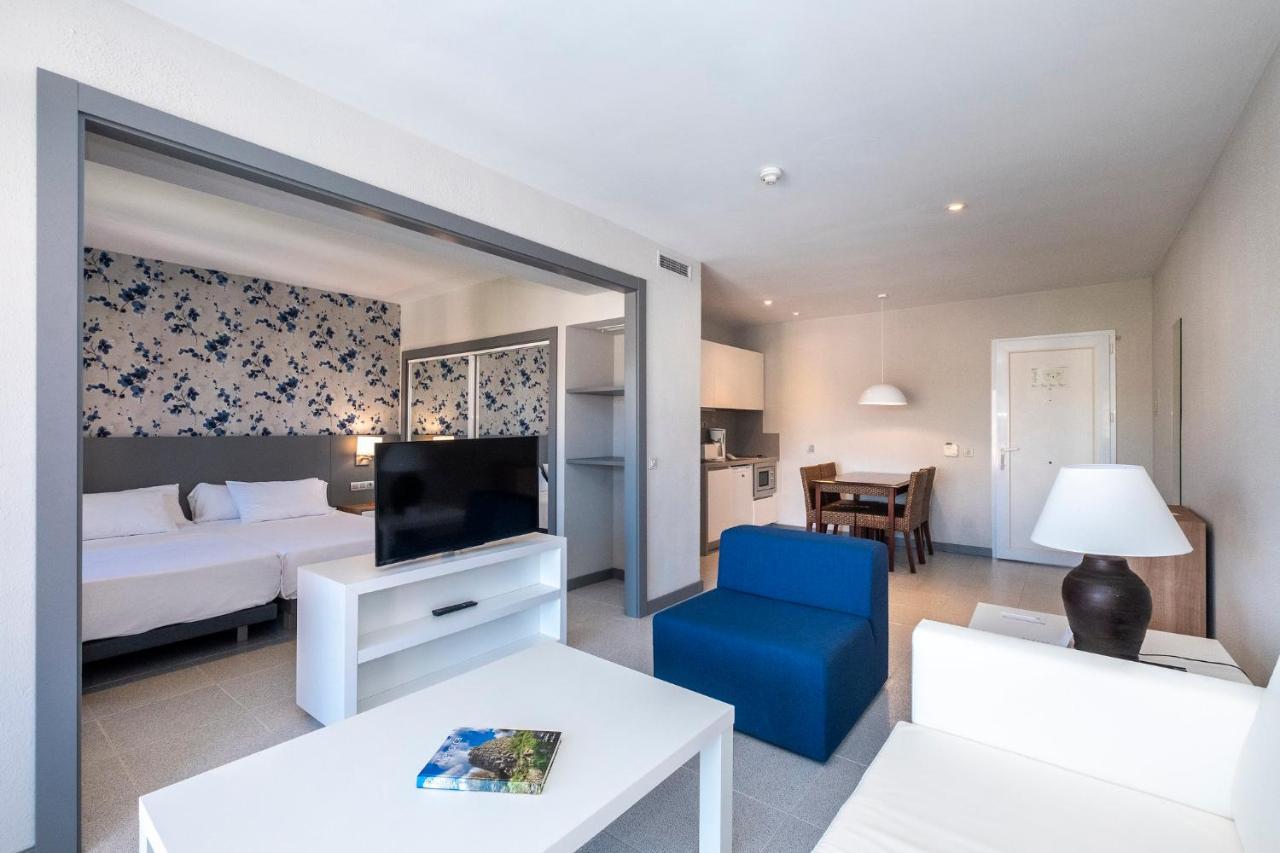 Hg Jardin De Menorca Aparthotel Son Bou Bagian luar foto