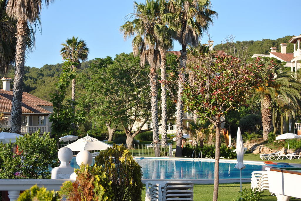 Hg Jardin De Menorca Aparthotel Son Bou Bagian luar foto