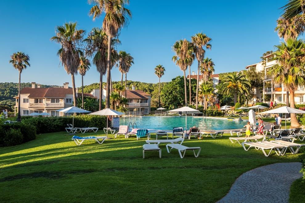Hg Jardin De Menorca Aparthotel Son Bou Bagian luar foto